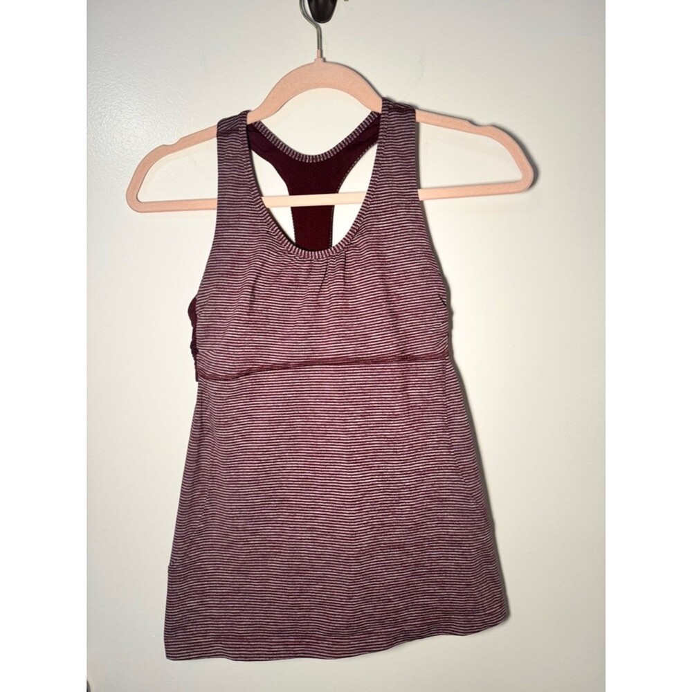 Lululemon Racerback Sporty Yoga Tank Built-In Bra Top